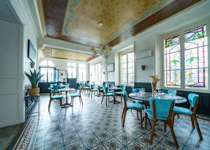 Logis Le Grand Hotel
