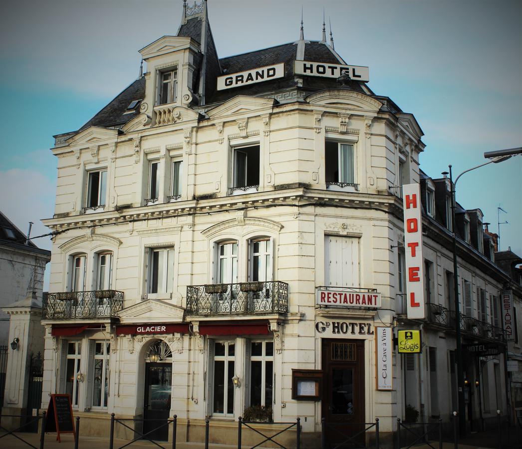 Logis Le Grand Hotel 3*