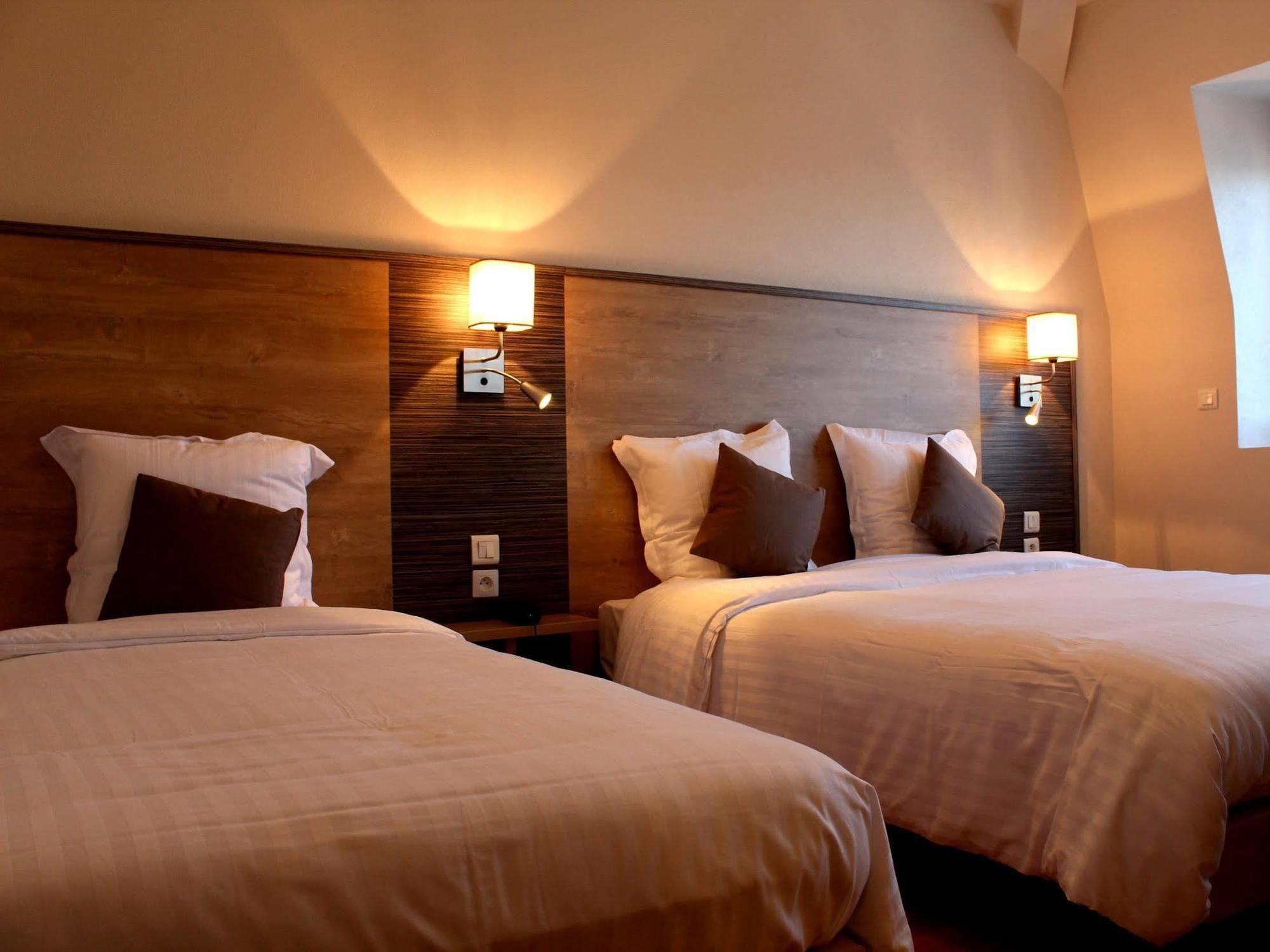 Logis Le Grand Hotel 3*